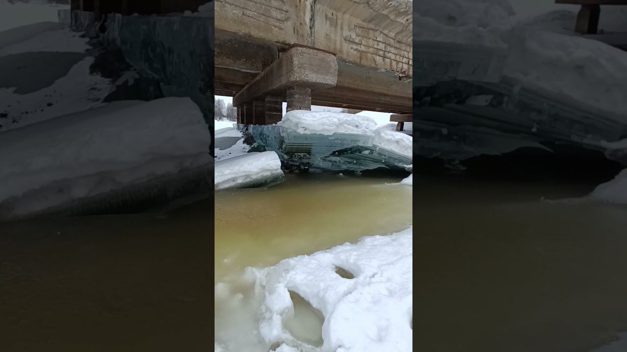 Зимняя рыбалка Вода ушла на метр и оставила глыбы льда #рыбалка #fishing #fishingvideo #shortvideo смотреть онлайн