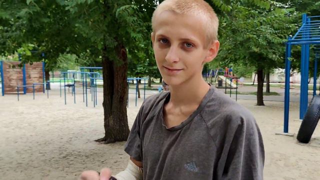 Мы Приняли ВЫЗОВ от канала Addiction VLAD - Затащили 11 СЛОЖНЫХ элементов на Турнике | Заруба смотреть онлайн