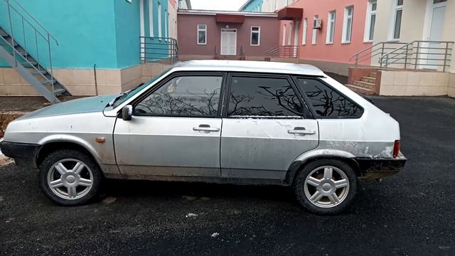 Томагав (Tomahawk) заводится и сразу глохнет.