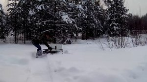 Снегоход по типу Рыбак 2. Так называемый СССР. По пухляку ехать не хочет!