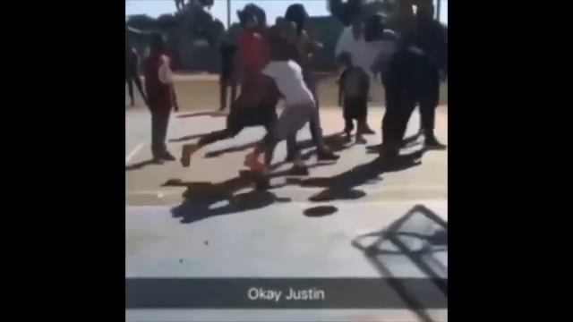 Джастин Бибер в неблагополучном районе LA смотреть онлайн