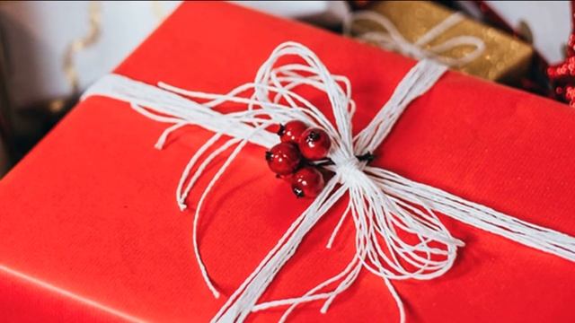 ✅ 100 идей подарков! Что подарить женщине? смотреть онлайн