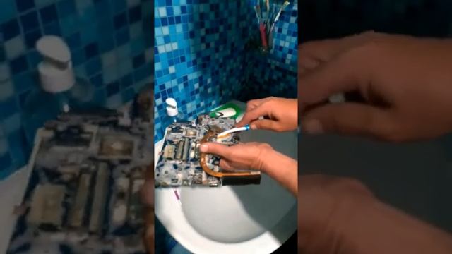 Моем материнскую плату смотреть онлайн