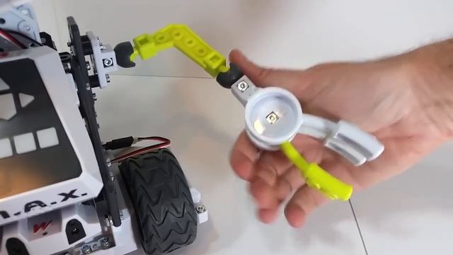 Meccano M.A.X. Robot Review смотреть онлайн