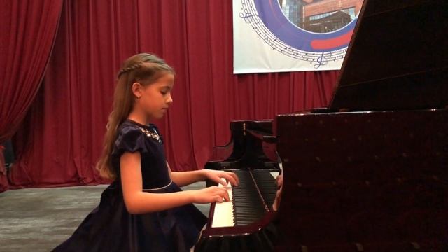 Литовченко Мария, 8 лет И С Бах Двухголосная инвенция до мажор, Д Шостакович Романс смотреть онлайн
