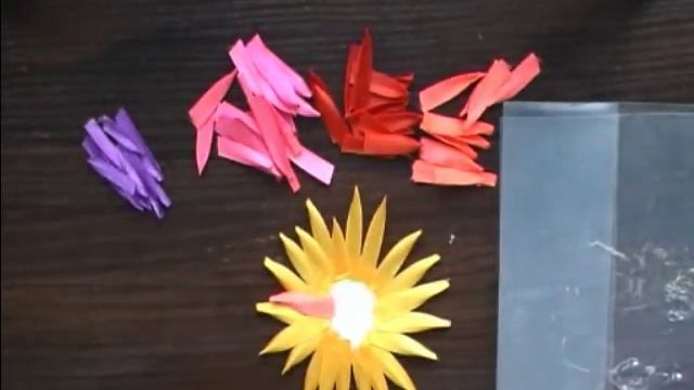 Cолнечный цветок из лент . DIY смотреть онлайн