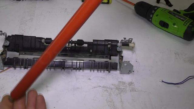 Сборка принтера и замена термоплёнки принтера hp 1010, 1018, 1020 . смотреть онлайн