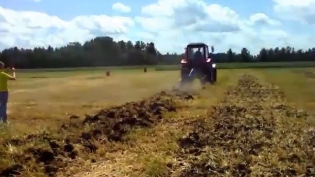 Испытание ПСКу-3 с чизельными стойками на Дне Сибирского поля ООО ТД "Алтайсельмаш смотреть онлайн