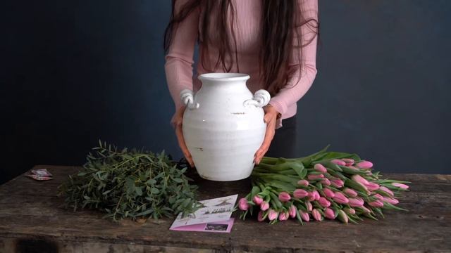Pink Tulips - Subscription Flowers by Arena Flowers смотреть онлайн