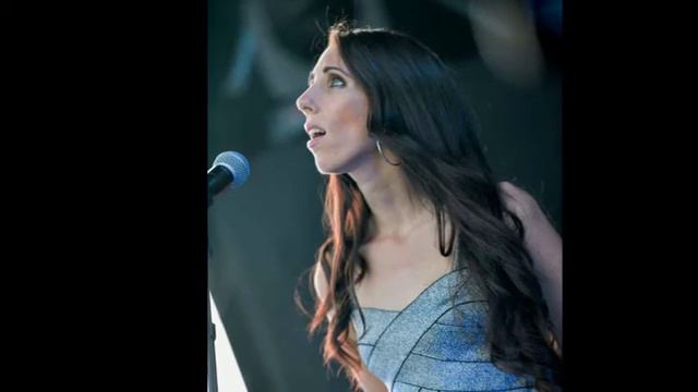 Wieniawski Caprice Op.18/2 for violin and voice смотреть онлайн
