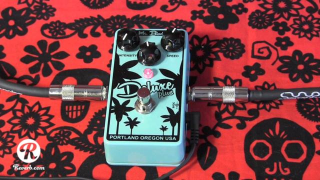 Mr Black Deluxe Plus Reverb & Tremolo pedal demo w/ Blues Jr & Gibson SG смотреть онлайн
