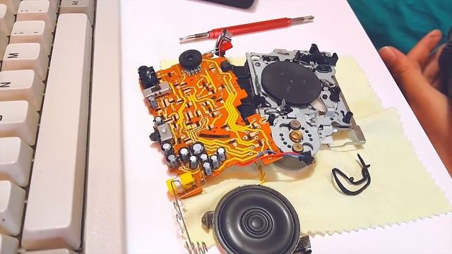 Диктофон Сони M-527V смотреть онлайн