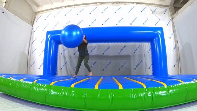 Надувные ворота — Командный аттракционы для тимбилдинга | Игровое оборудование смотреть онлайн