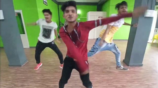 Challa/main lad jaana /popping dance mix /(URI) смотреть онлайн