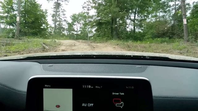 Off-road: Kia Telluride SX AWD V6 смотреть онлайн