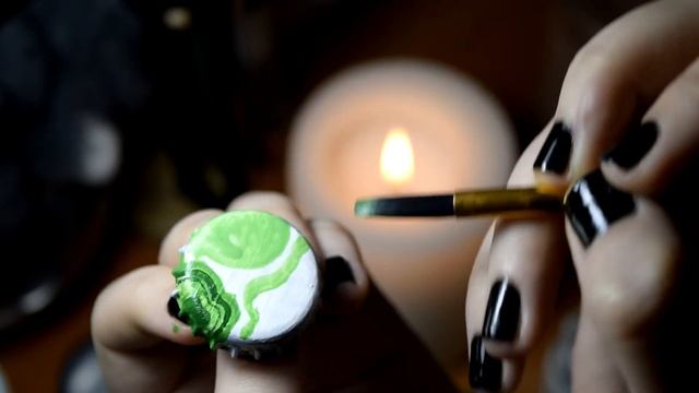 Значки из крышек газировки.(+ Рисуй со мной )