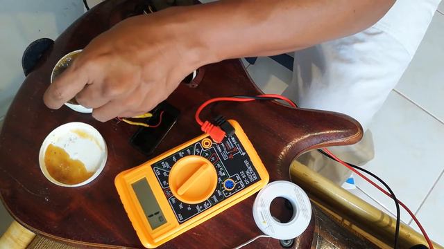 MI bajo activo no suena, problema resuelto смотреть онлайн