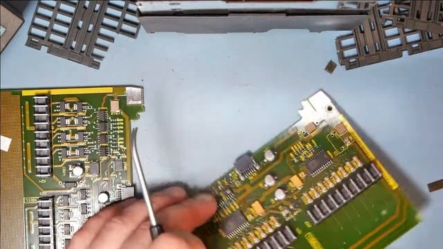 Siemens SPS S7-300 Teardown 1 смотреть онлайн