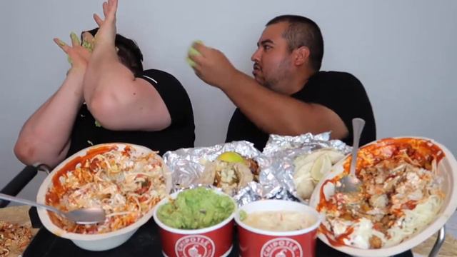 nikocado and orlin rubbing food on their faces for 6 minutes смотреть онлайн