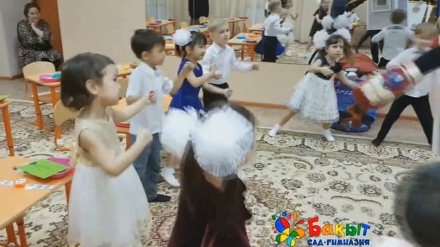 Открытое занятие "Назад в прошлое" смотреть онлайн