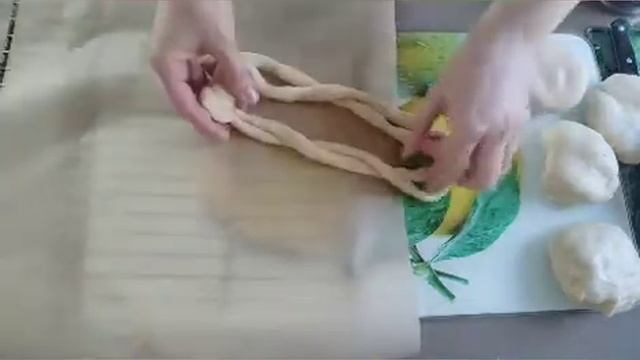 Симит турецкие кольца конжута, в нутри мыхкие с наруже хрустящие смотреть онлайн