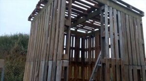 Сарай из поддонов /  Хозблок из паллет!