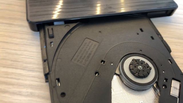 HP USB External DVDRW Drive - F2B56AA смотреть онлайн