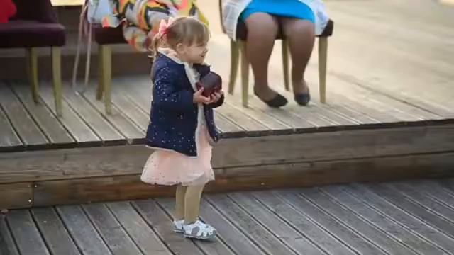 Самое важное что должно быть на свадьбе, это эмоции! смотреть онлайн