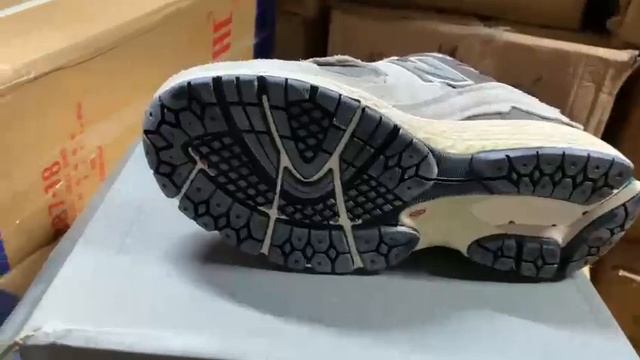 КРОССОВКИ NEW BALANCE 2002R ЦВЕТ СЕРЫЙ Артикул 27610 смотреть онлайн