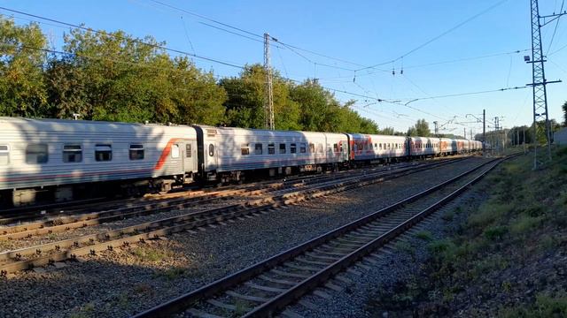 Проследование скорого поезда № 120 "Белгород-Санкт-Петербург" по станции Хомяково смотреть онлайн