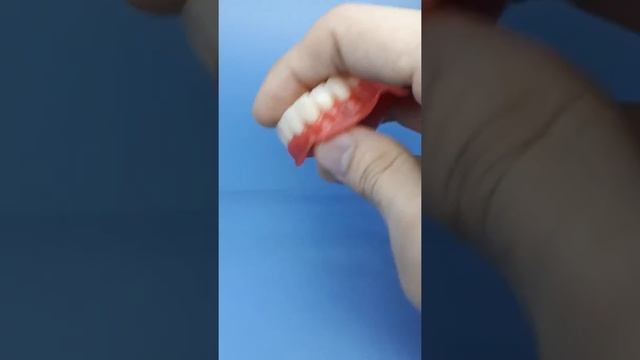 Смоделированный протез (Восковая композиция) смотреть онлайн