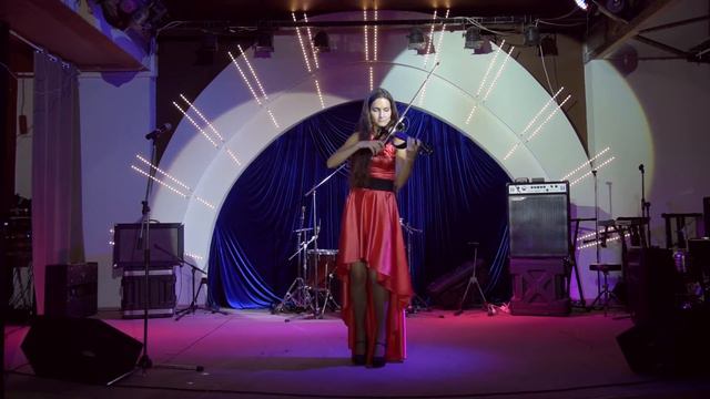 Klaudia Simonova - J.S.Bach - Toccata And Fugue D-moll (violin Cover)