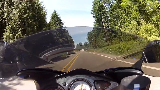 Suzuki SV650S ride from Mt. Rainier. смотреть онлайн
