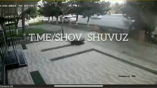 Gai xodimini Tracker Xaydovchisi urib yubordi смотреть онлайн