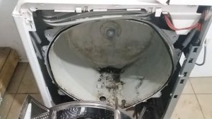 Стиральная машина Whirlpool  перестал крутится барабан. Решено!