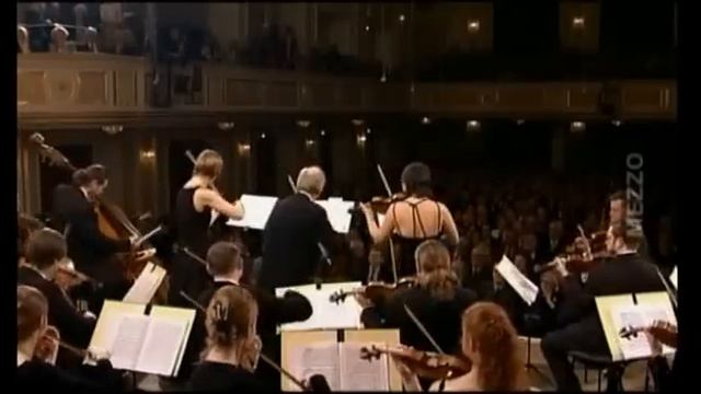 Serenade In D Major KV 239 W  A Mozart   Cond  G  Kremer  Kremerata Baltica