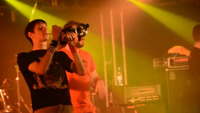 Distemper-Все или ничего(Зал Ожидания.Рок-Елка)19,12.15/tony live vidoes/ смотреть онлайн