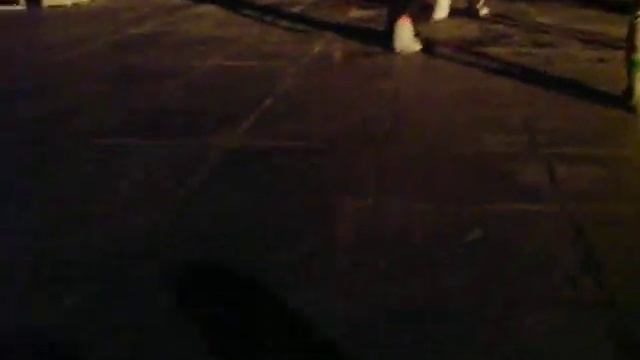 UFO dance.MP4 смотреть онлайн