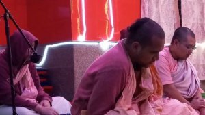 Шри Нанда Нандана Аштака / Древняя молитва неизвестного вайшнава / Бхаджан / Мантра