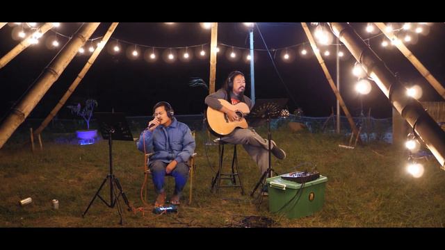 ผู้ถูกเลือกให้ผิดหวัง Live Camping Folk смотреть онлайн