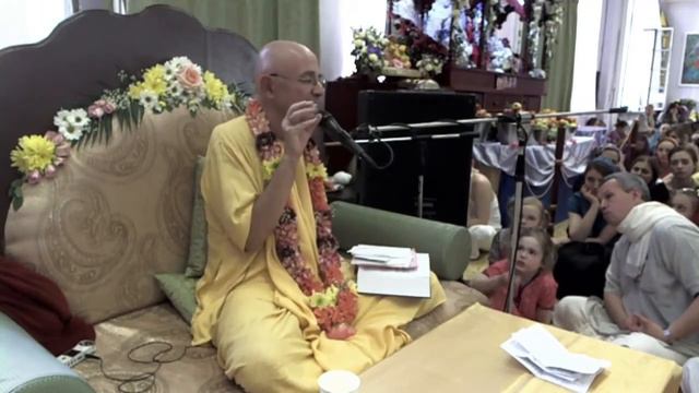 Е С Бхакти Вигьяна Госвами Махарадж. Санкт-Петербург 02.05.16