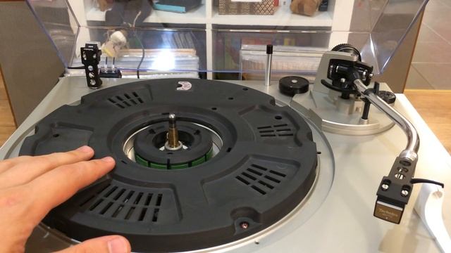 Виниловый проигрыватель Technics SL-Q33 — видеообзор смотреть онлайн