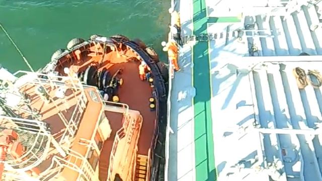 20.000 лье по воде порт Сохар смотреть онлайн