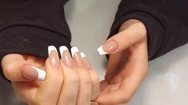 Роскошный френч для особого случая | Работа от 2023 09 01 | Студия маникюра и педикюра "Ногти Тут" смотреть онлайн