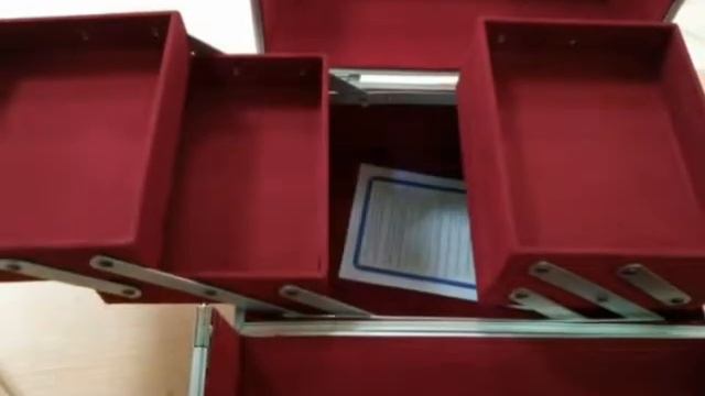 Чемодан Косметики смотреть онлайн