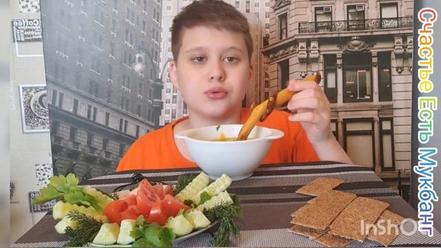 МУКБАНГ/КУРИНЫЙ СУП С ОМЛЕТНОЙ ЛАПШОЙ Пробую-1й Chicken Soup With Homemade Noodles MUKBANG #MUKBANG