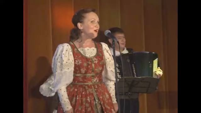 Ирина ПОПОВА - Я деревенская смотреть онлайн