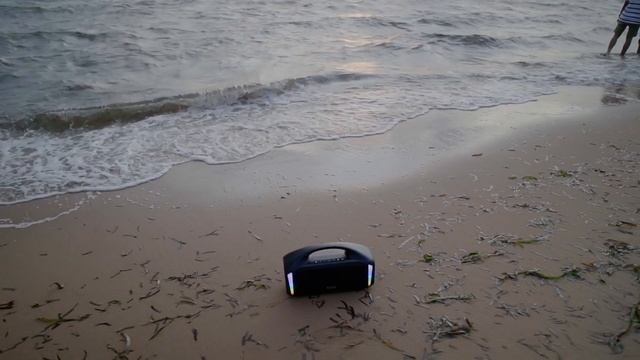 តោះ! មកស្តាប់បង @ចាន់ឌី-Chandy និយាយពី #Tribit Stormbox Blast смотреть онлайн