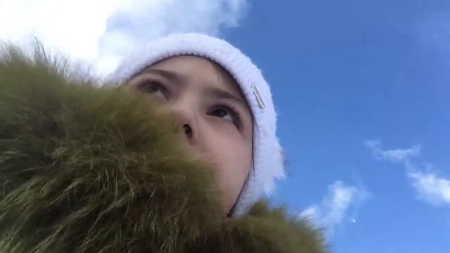 Иду домой со школы смотреть онлайн