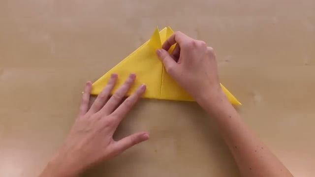 Servietten Falten Weihnachten: Engel - Weihnachtsdeko Selber Basteln Mit Papier-Servietten